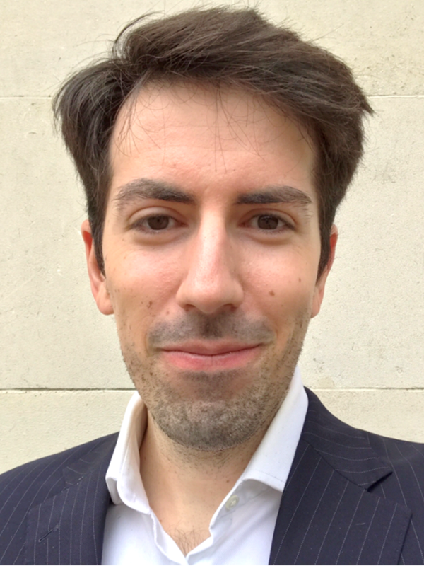 Dr Alexander  Justin